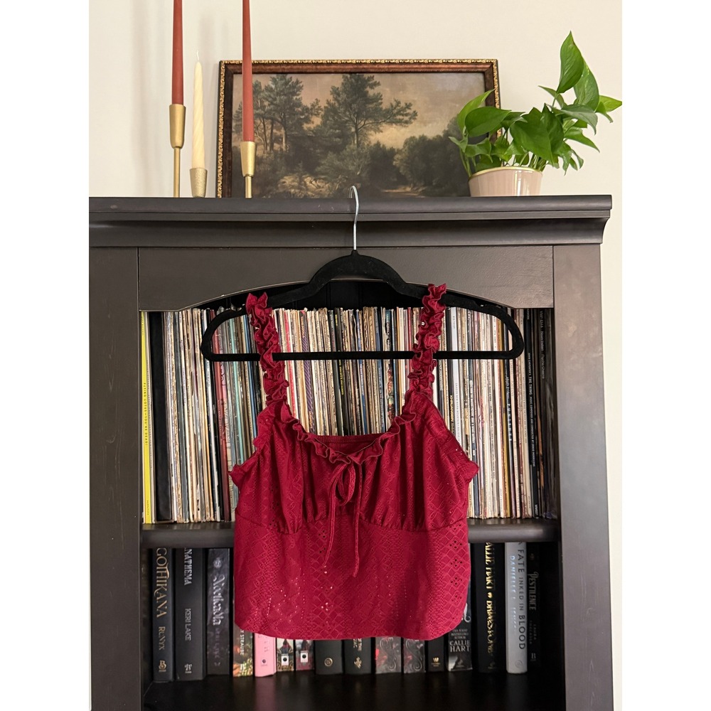 Tank Top 1XL Red Eyelet Ruffle Tie Front Crop Camisole